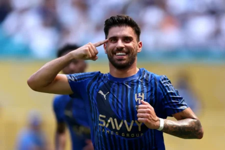 بونو يتألق ويمنح الهلال نقطة تاريخية أمام ريال مدريد في كأس العالم للأندية 2025